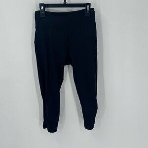 Lululemon Capri Cropped Leggings – Women’s 4 Black Athletic Pants